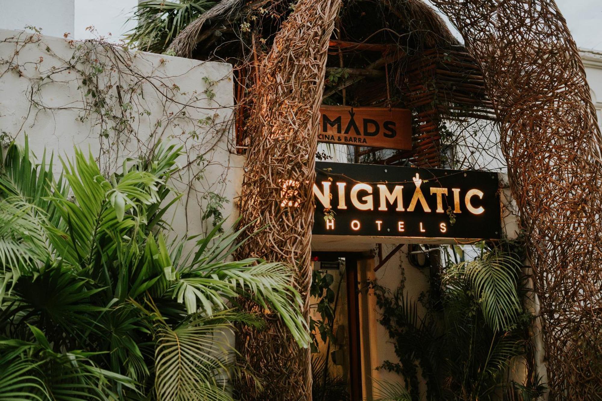 Enigmatic Hotel Experience Канкун Екстер'єр фото